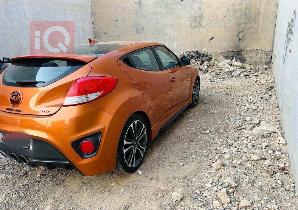 Hyundai Veloster